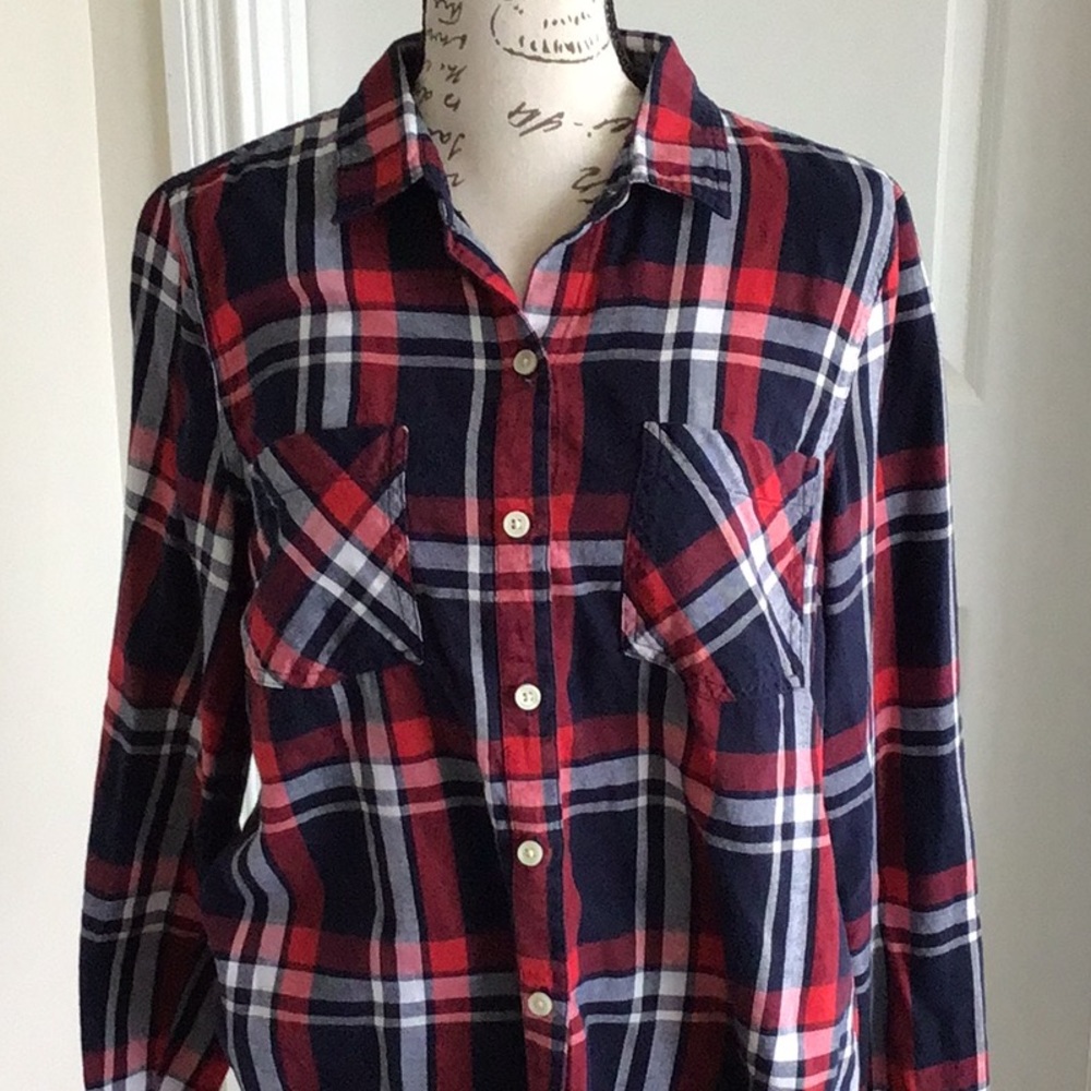 Old Navy Red and Blue Plaid flannel Button-Up Shirt Size M
